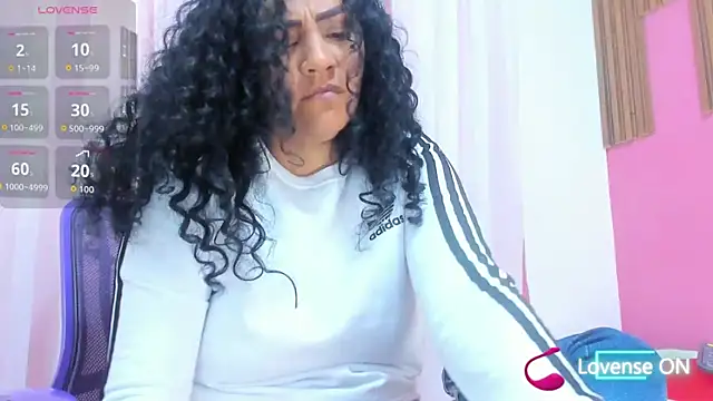 Bianca_slut1 élő XXX-chatje