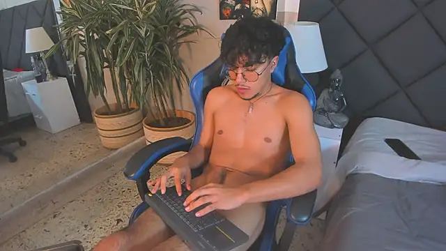 kai_storn Live XXX-chat