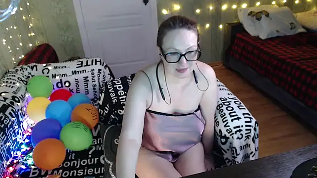 Chatroom XXX en direct de MarleneDietrich