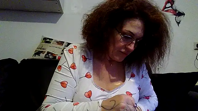 RubyyRosee: απευθείας συνομιλία ΧΧΧ