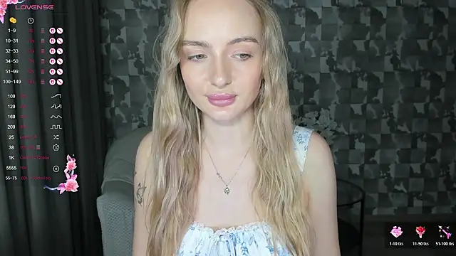 A_delina's Live XXX Chat