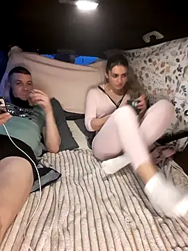 Show de Sweetcoople28 na webcam