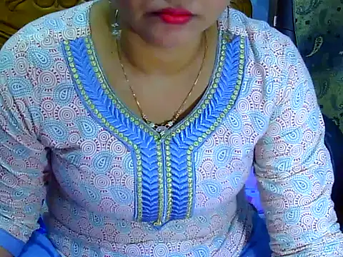 Show modela Horny_Doll24 na web-kameri