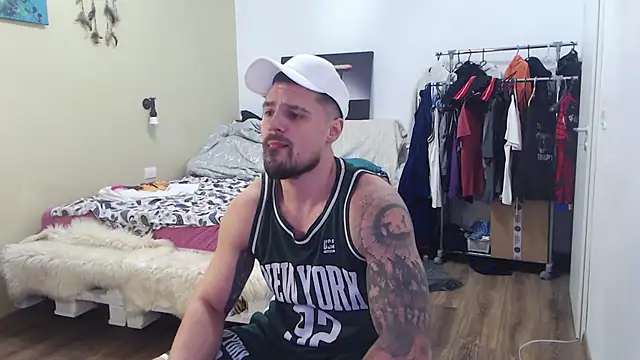 Tiberius_hunk Webcam-Show