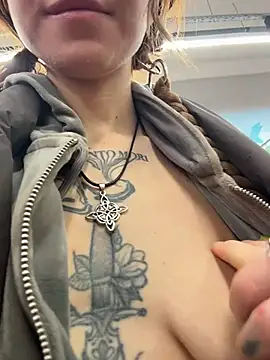 RosieSecret: απευθείας συνομιλία ΧΧΧ