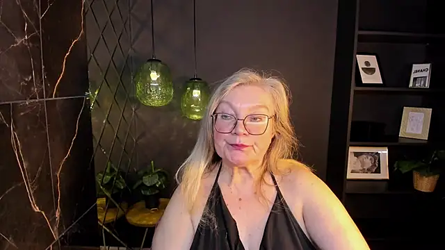 NataliMellow 现场XXX聊天