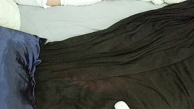 دردشة AmateurGuy23 الجنسية المباشرة