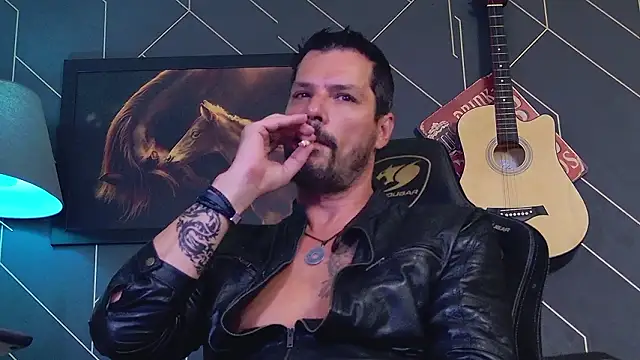 دردشة ChrisKox الجنسية المباشرة