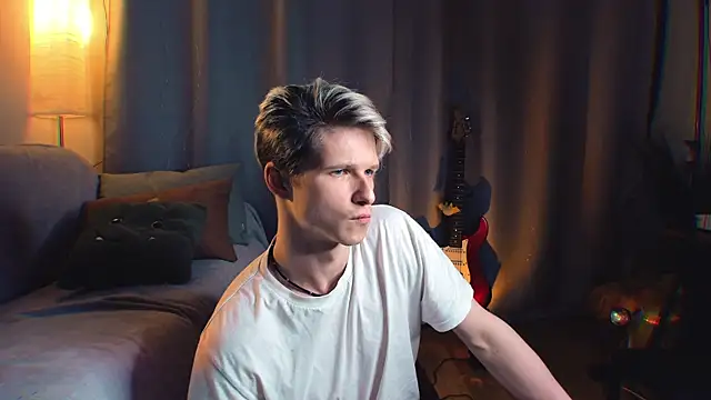 دردشة Breston_Sweet الجنسية المباشرة