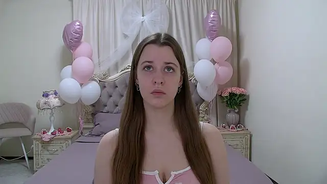 AgataAisitt Adlı Modelin Canlı XXX Sohbeti