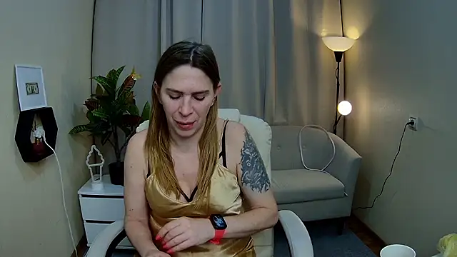 TessaDaybreak's Live XXX Chat