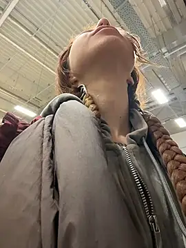 RosieSecretのライブXXXチャット