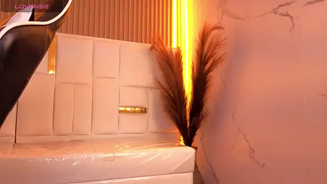 Juliana_Tx – Naživo XXX chat