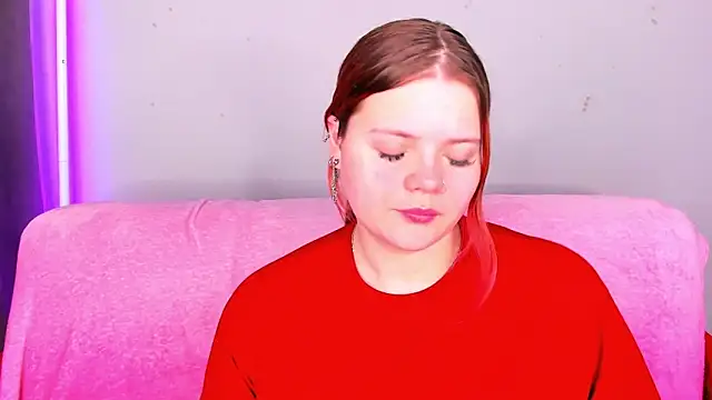 KellyFiery Adlı Modelin Canlı XXX Sohbeti