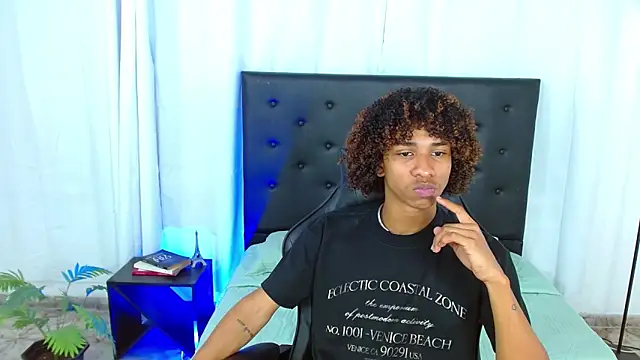 دردشة angelll18_ الجنسية المباشرة