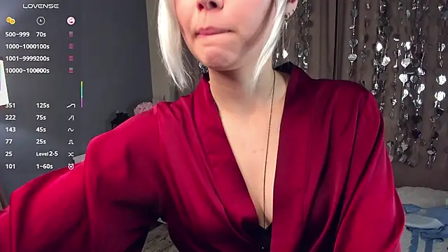 GoldenLenarz – Naživo XXX chat