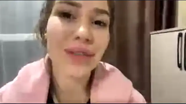 HypnoticEyeys' Live XXX Chat