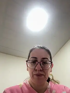 Chat XXX ao vivo de miss_hanna07