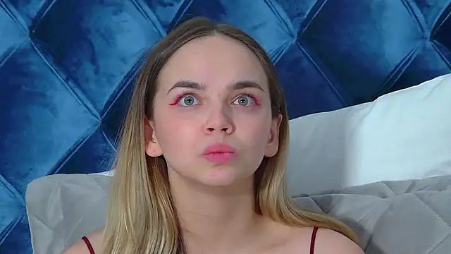 AnitaVenture Chat XXX live