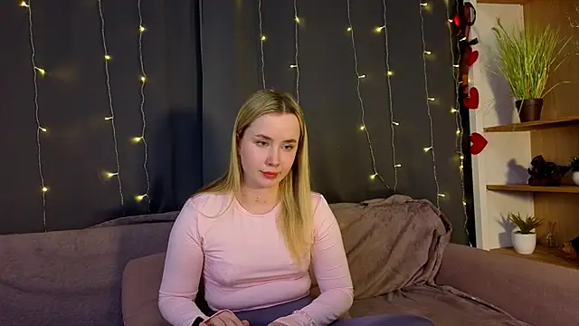 IvetteLabore Chat XXX in diretta