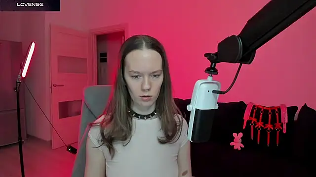 XXX chat uživo modela Goddess_of_Fertility