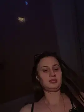 Flossy_Vettie élő XXX-chatje