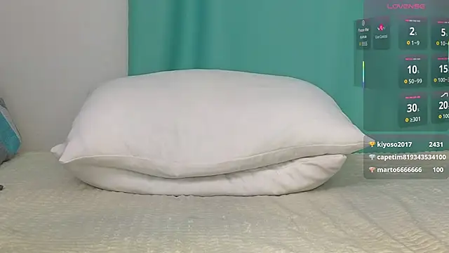 Molliblum live XXX chat