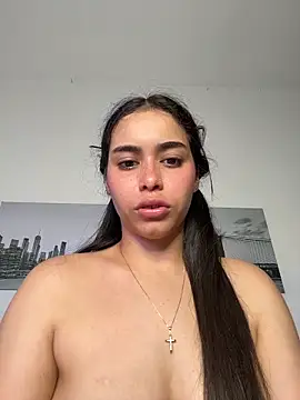 SophieRoyals: онлайн-секс-чат