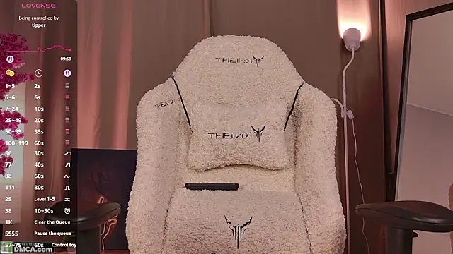 แชท XXX สดของ lil_monikaa