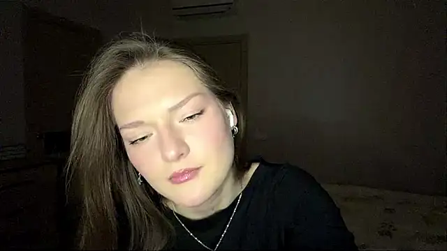 Milayouknow: вебкам-шоу