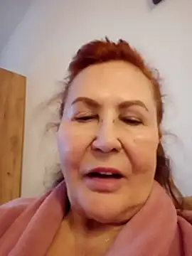 Hottie-Mom Chat XXX live