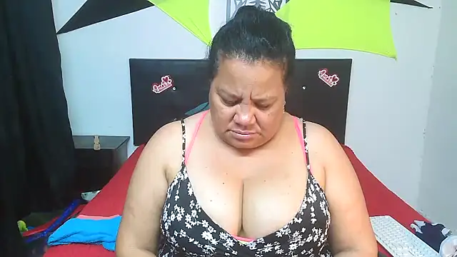 Shanttal0272 webkamerás műsora