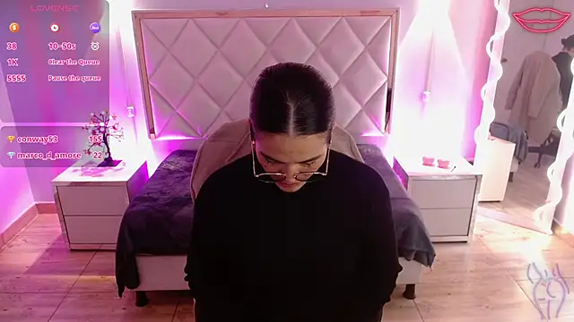 Rosalind_tay লাইভ XXX চ্যাট