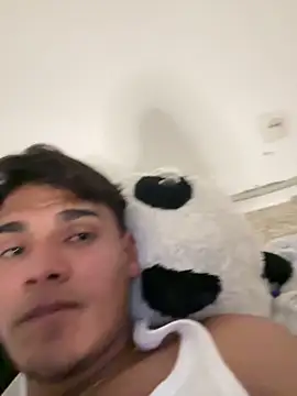 DavShi webkamerás műsora