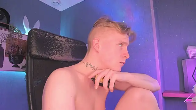 แชท XXX สดของ AlexxSweet