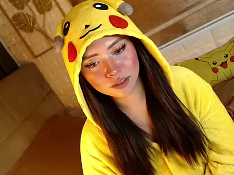 yourdevilsweettsx Webcam-Show