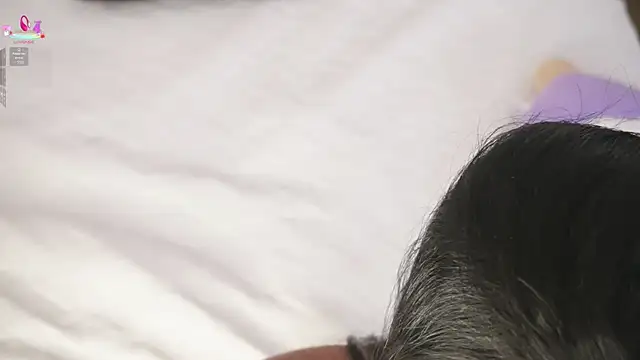 Živý XXX chat SaraJonesxx