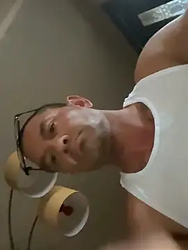 Živý XXX chat SmokinFuckinMeff