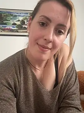 Chat XXX en directo de DollieRosse