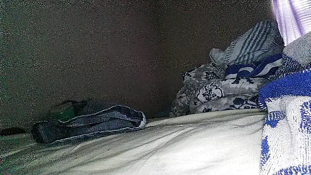 RinsingWood84 Chat XXX in diretta