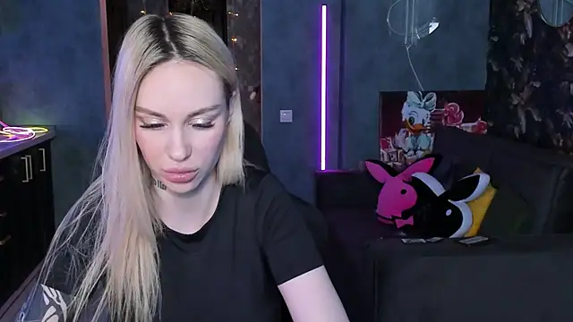 Онлайн чат XXX Blckmirrorr