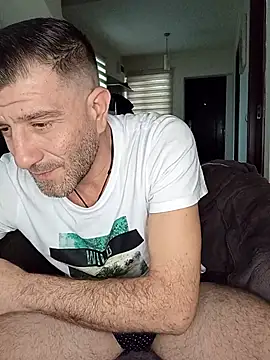 Alexdaniel89 – Naživo XXX chat