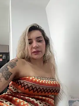 mariablonde: онлайн-секс-чат