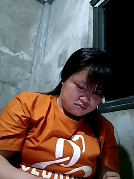 Ava-120: онлайн-секс-чат