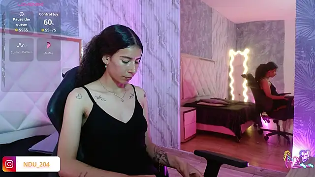 Nyx_tay: онлайн-секс-чат