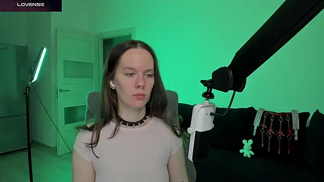 Goddess_of_Fertility – Naživo XXX chat