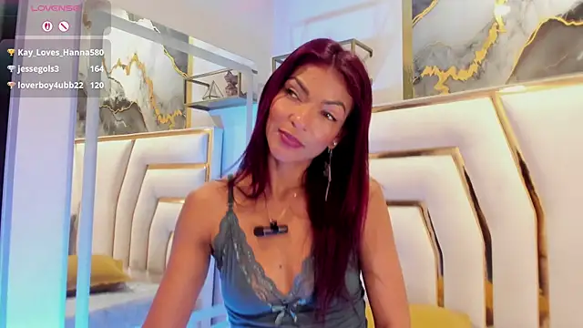 HannaPetit: απευθείας συνομιλία ΧΧΧ