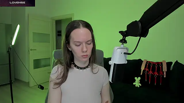 Goddess_of_Fertility 现场XXX聊天