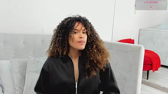 Chat +18 de Amelia_bss ao vivo