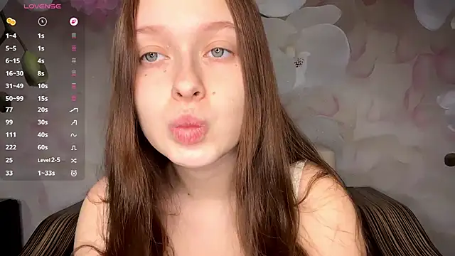 Show de LoryMusetti na webcam